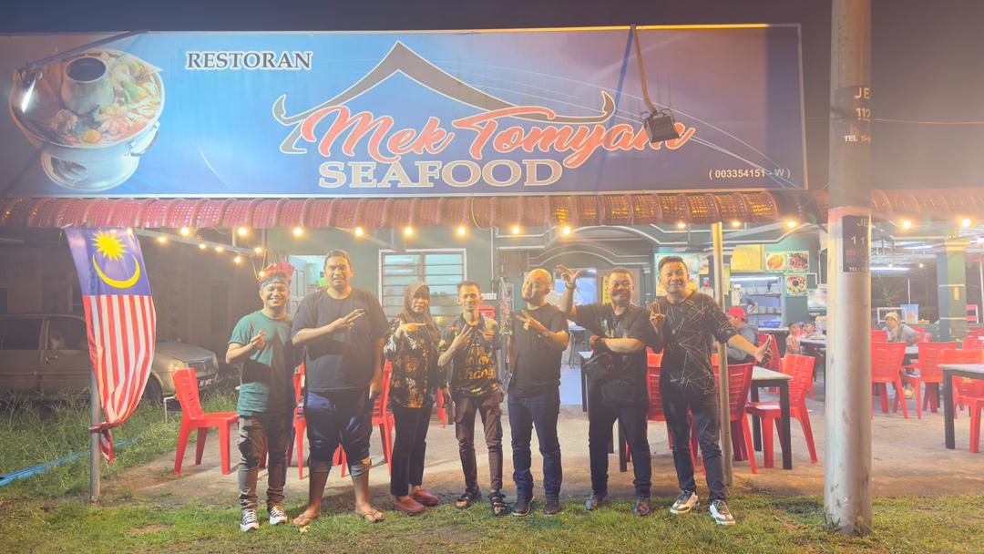 Sofaz at Kedai Mek Tomyam